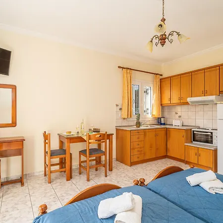 Kallithea & Apts شقة